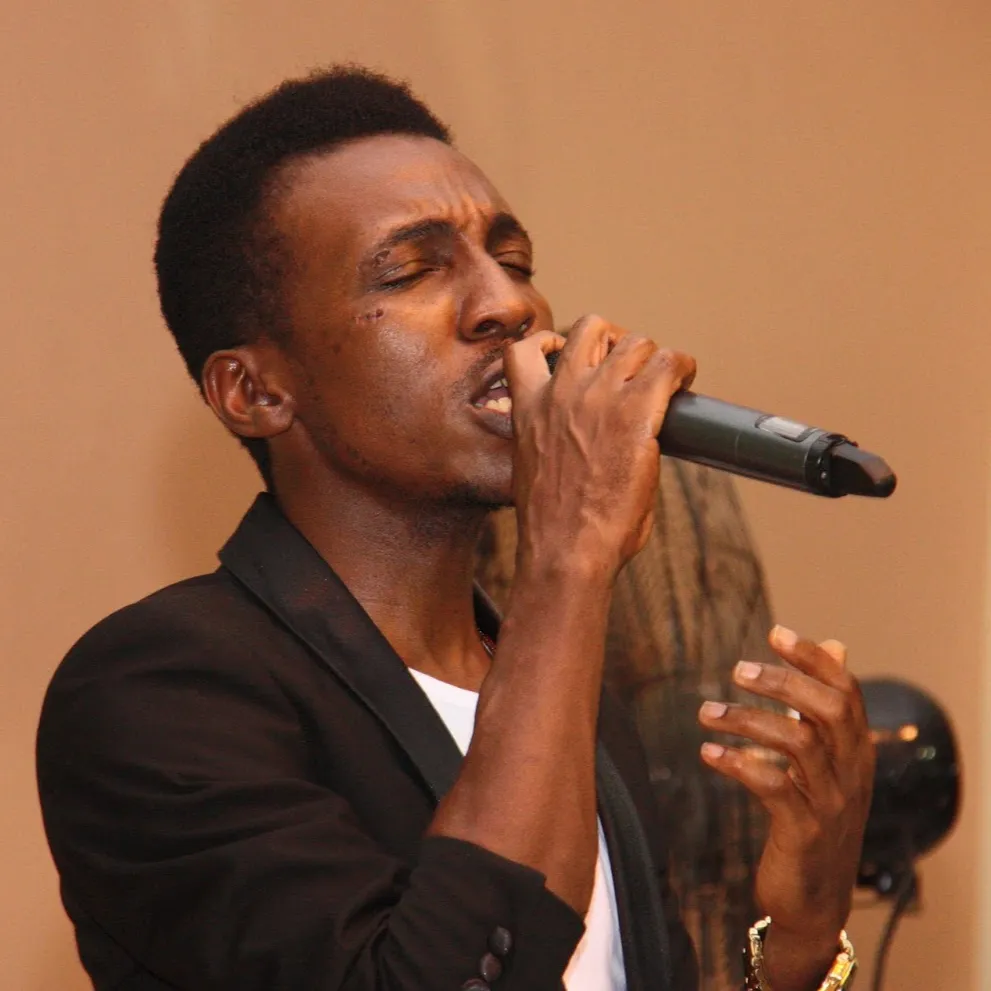 Frank Edwards – Mma Mma