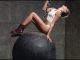 Miley Cyrus - Wrecking Ball